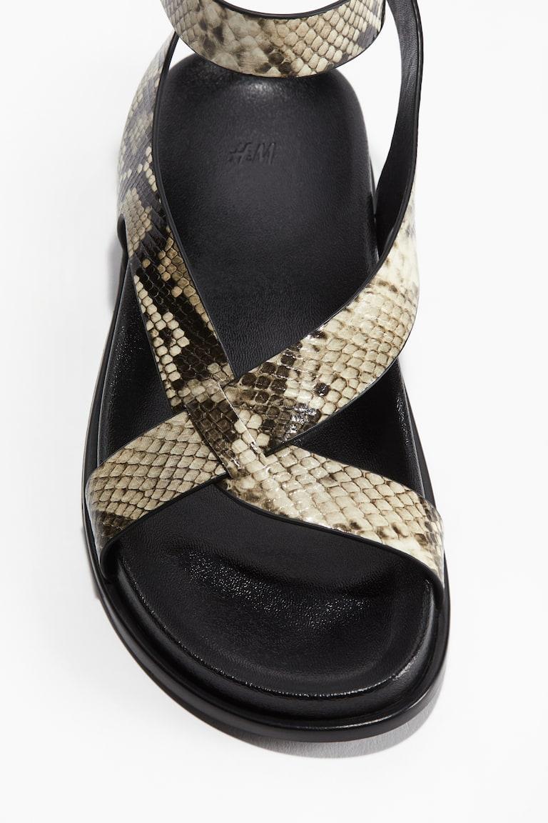 H&M Sandalen