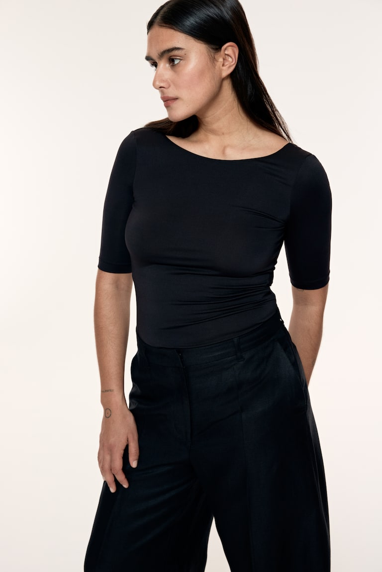 H&M Shirt mit Ballerina-Ausschnitt