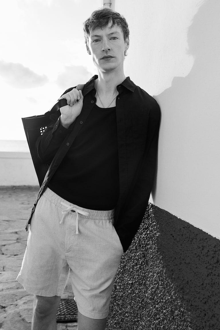 H&M Shorts Aus Leinenmix In Regular Fit