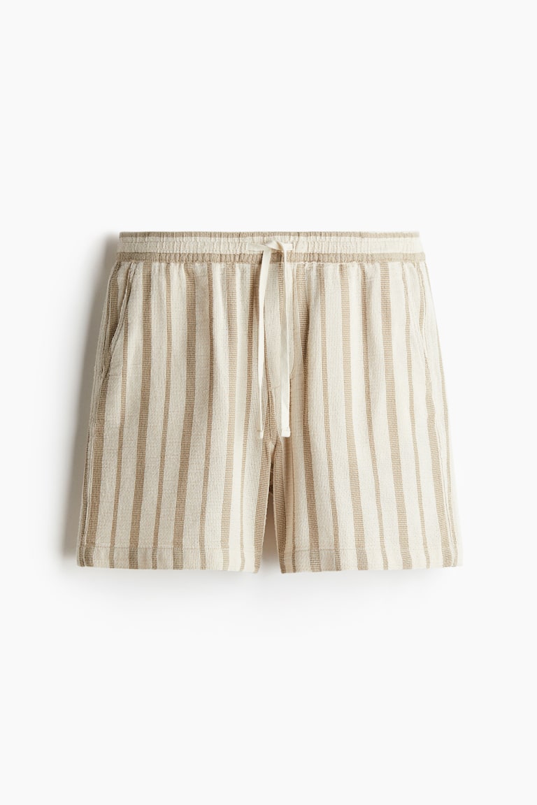 H&M Shorts Aus Webstoff In Regular Fit