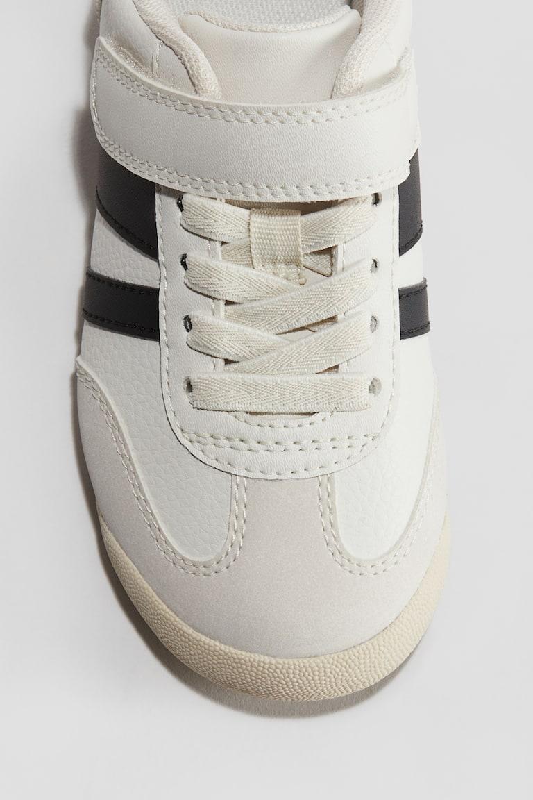 H&M Sneaker