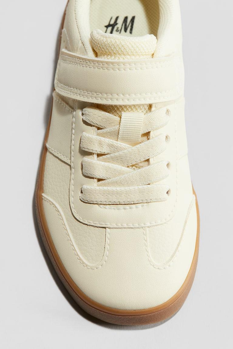 H&M Sneaker
