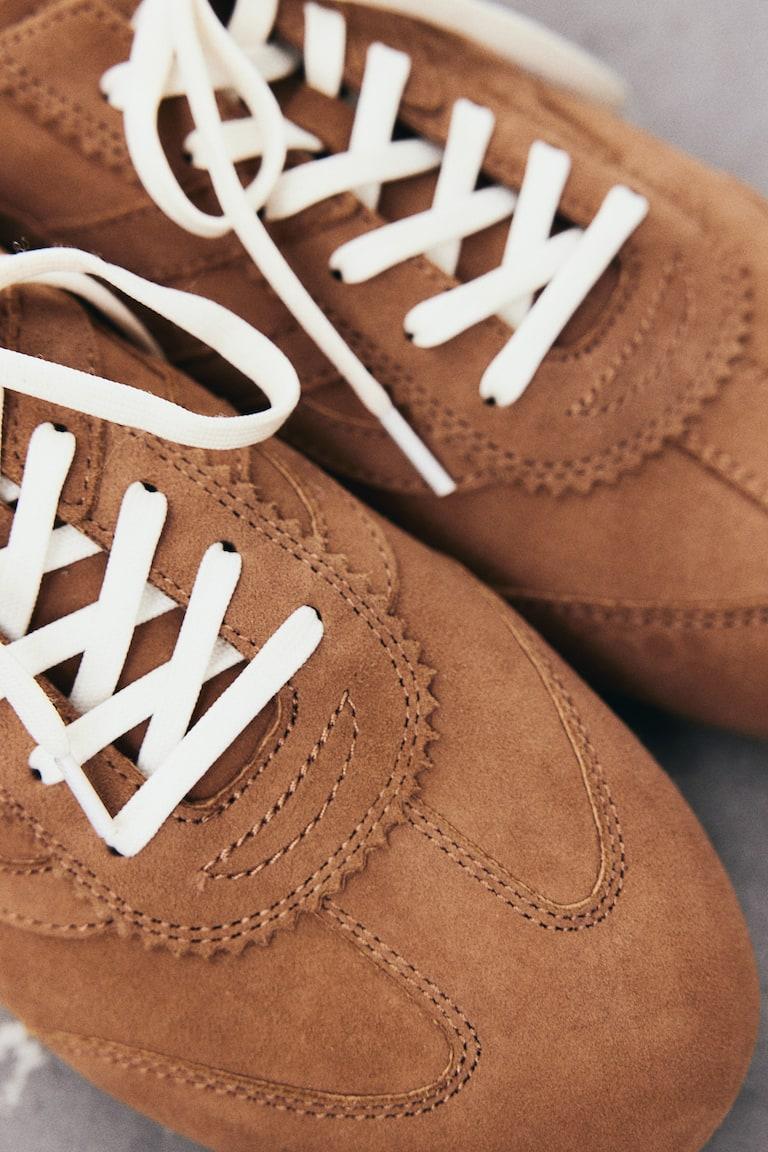 H&M Sneaker Aus Veloursleder