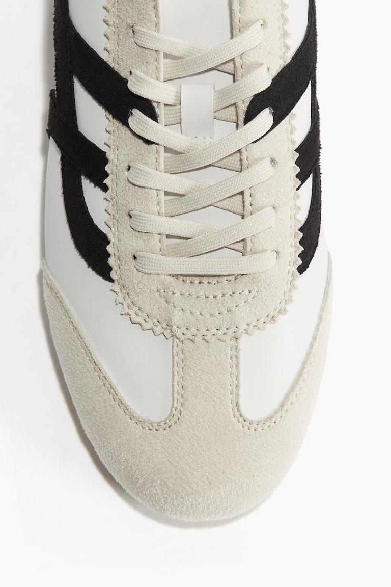 H&M Sneaker
