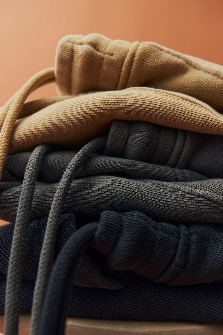 H&M Sweatshorts In Regular Fit