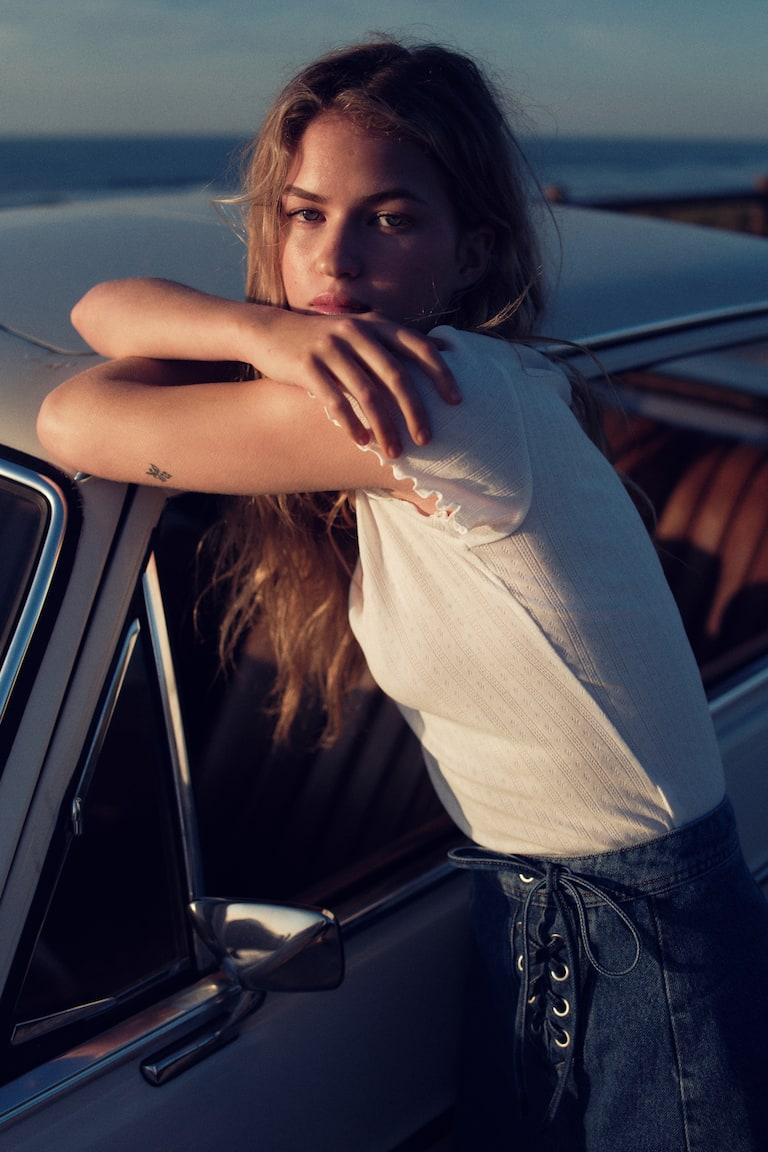 H&M T-Shirt Aus Spitze Mit Spitzenbesatz