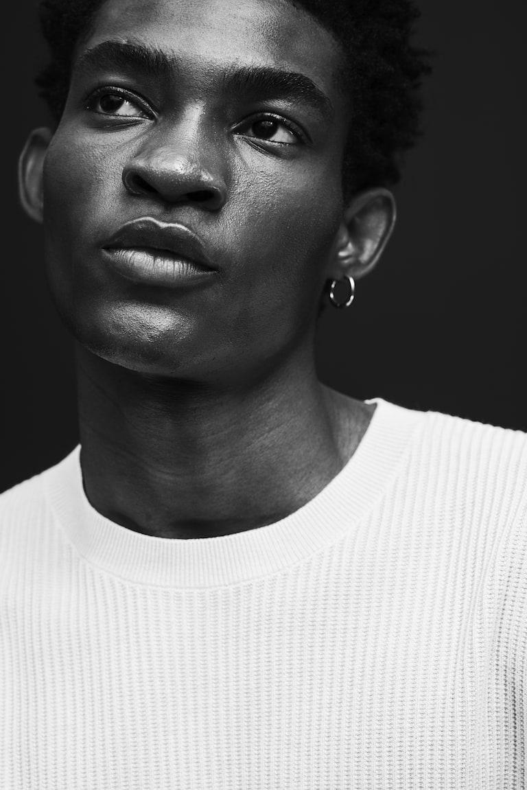 H&M T-Shirt In Rippstrick Regular Fit