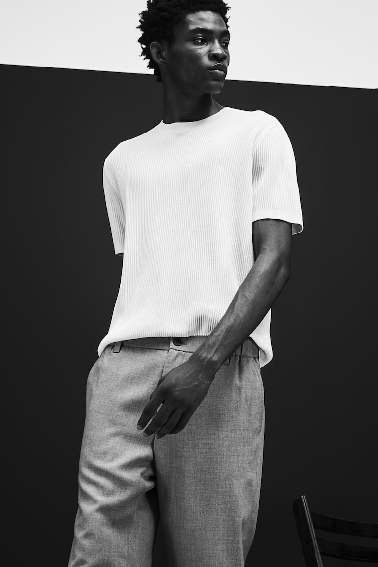 H&M T-Shirt in Rippstrick Regular Fit