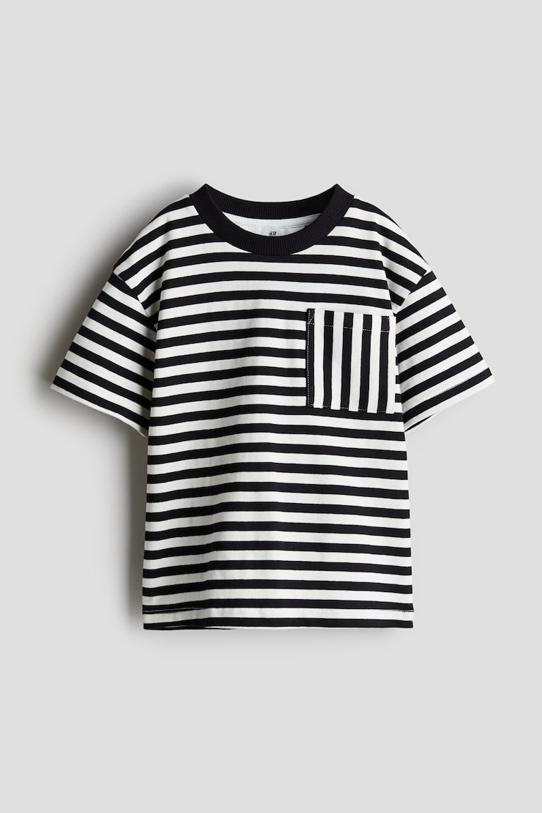 H&M T-Shirt mit Taschendetail