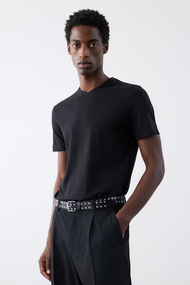 H&M T-Shirt mit V-Ausschnitt Slim Fit