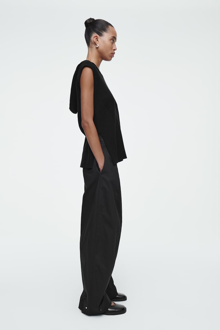 H&M UTILITY-HOSE MIT BARREL-BEIN