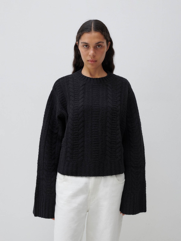 ABOUT YOU X Marie Von Behrens ABOUT YOU X Marie Von Behrens Pullover 'Agathe' In Schwarz