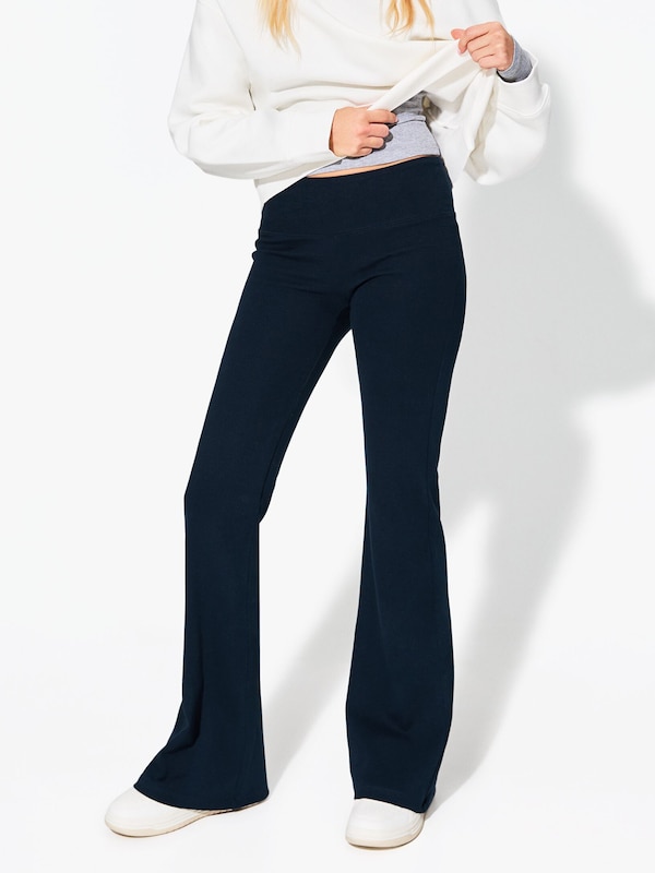 Bershka Bershka Flared Hose In Navy