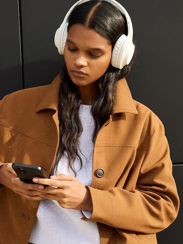 Bershka Bershka Jacke In Umbra