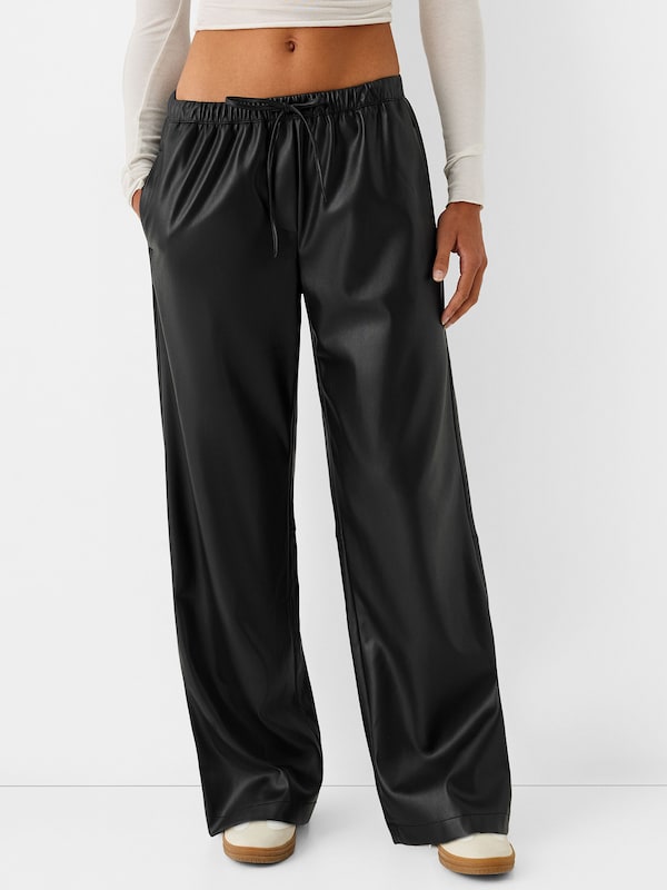 Bershka Bershka Wide Leg Hose In Schwarz