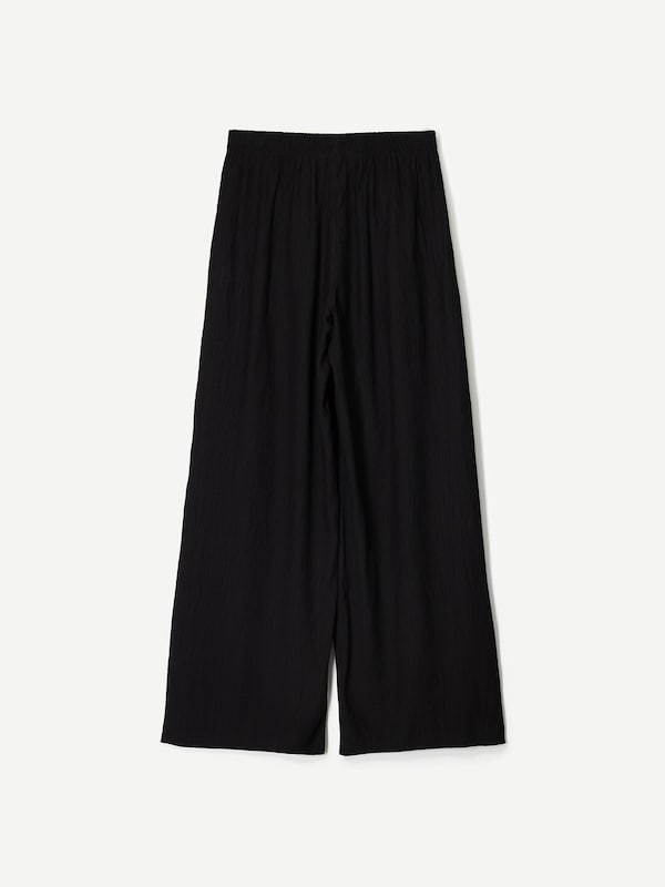 Bershka Bershka Wide Leg Hose In Schwarz