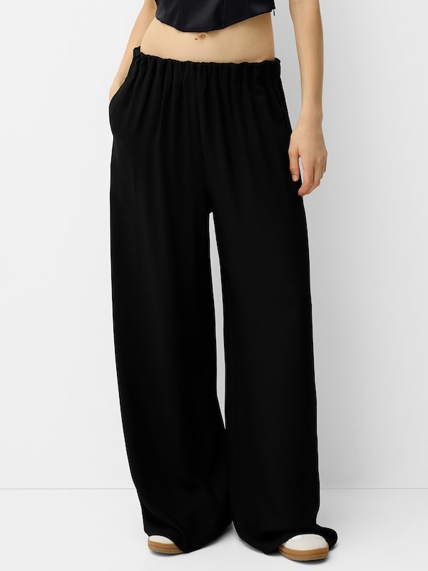 Bershka Bershka Wide Leg Hose In Schwarz