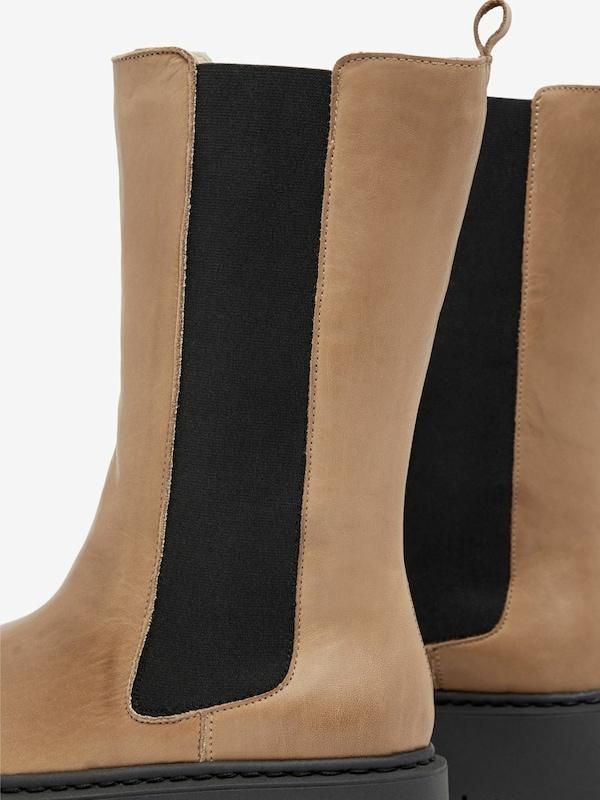 Bianco Bianco Chelsea Boots In Hellbeige