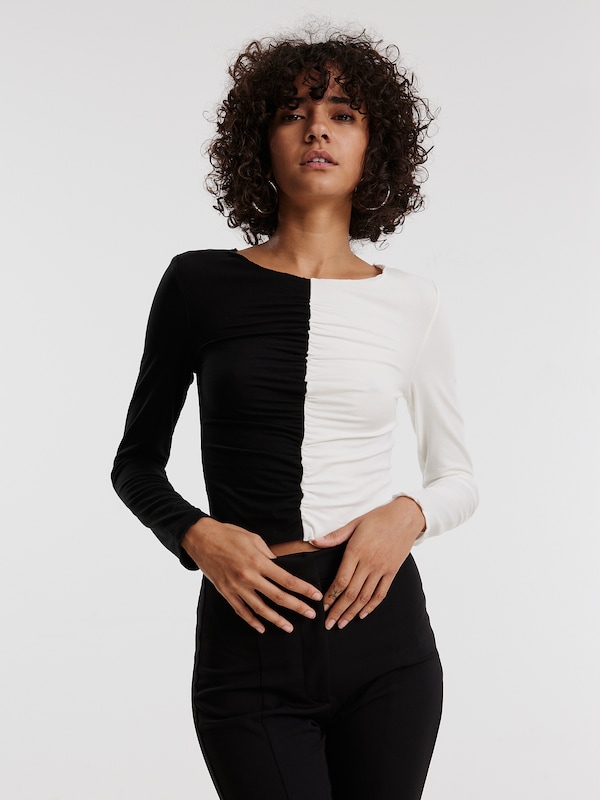 EDITED EDITED Shirt 'Karolina' In Schwarz