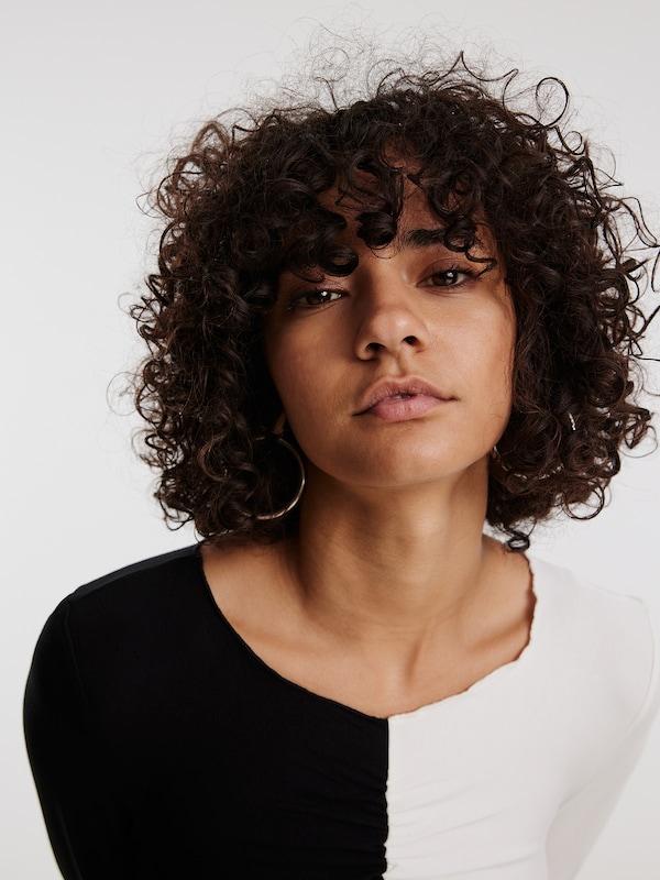 EDITED EDITED Shirt 'Karolina' In Schwarz