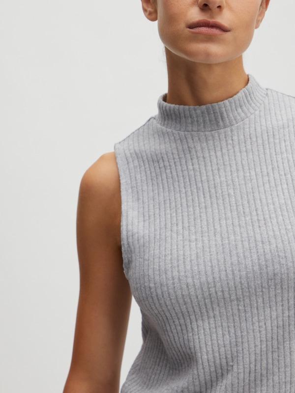 EDITED EDITED Top 'Alexis' In Grau