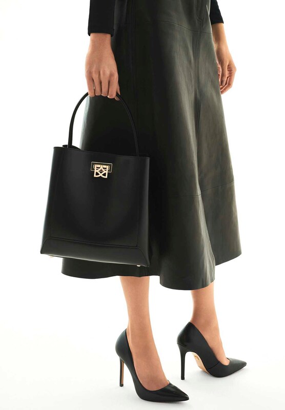 Kazar Kazar Pumps In Schwarz
