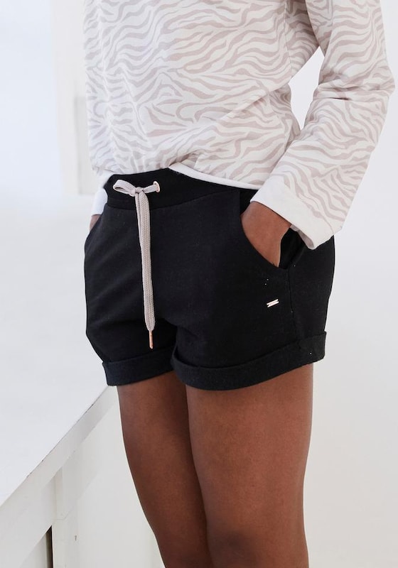 LASCANA LASCANA Shorts In Schwarz