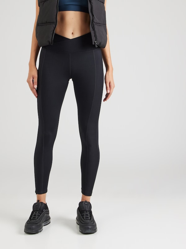 NIKE NIKE Skinny Sporthose 'ONE' In Schwarz
