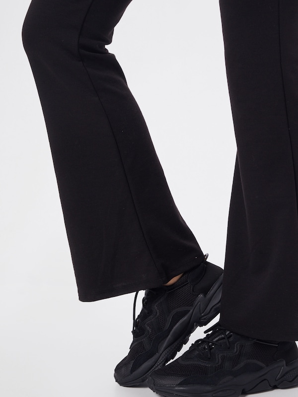 ONLY ONLY Flared Hose 'ONLFever' In Schwarz