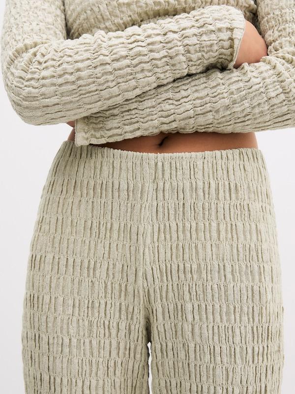 Pullu0026Bear Pull&Bear Regular Hose 'ARRUGADO RUSTICO' In Beige
