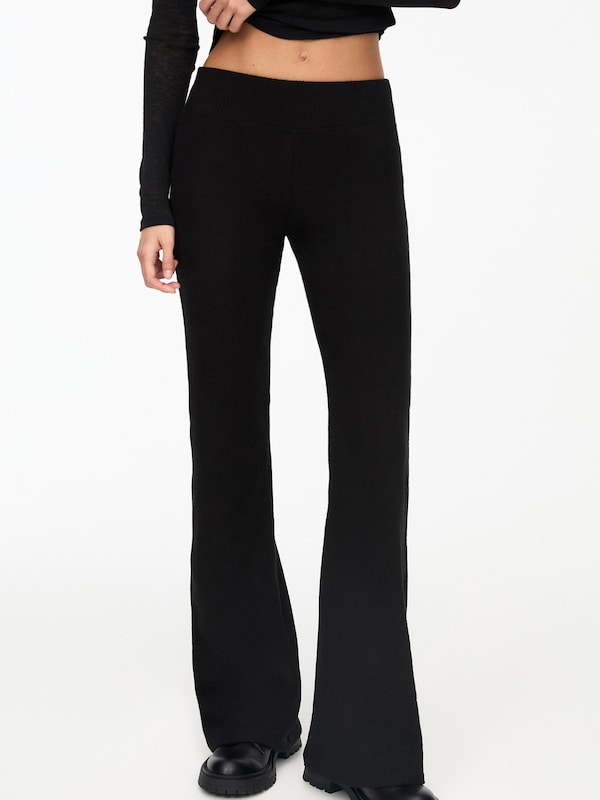 Pullu0026Bear Pull&Bear Flared Hose In Schwarz