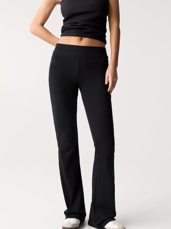 Pullu0026Bear Pull&Bear Flared Leggings In Schwarz