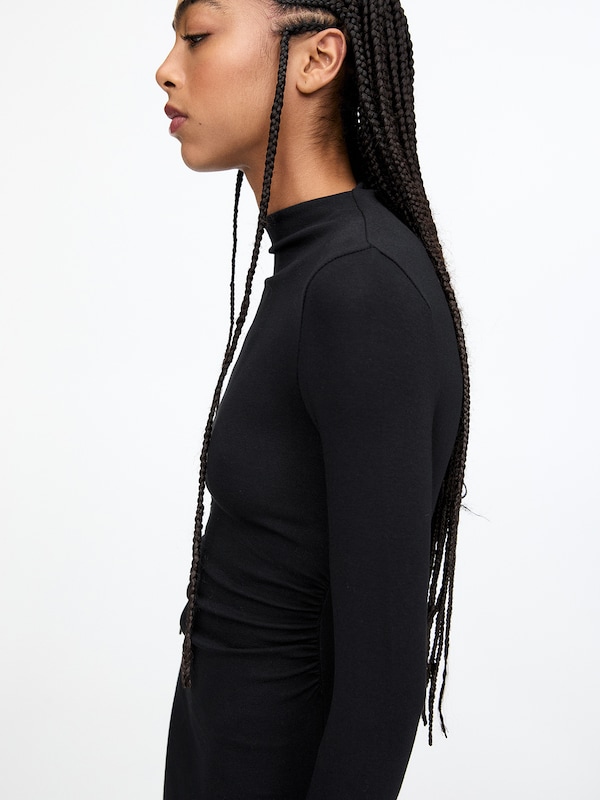 Pullu0026Bear Pull&Bear Kleid In Schwarz
