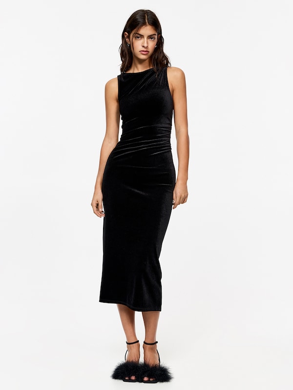 Pullu0026Bear Pull&Bear Kleid In Schwarz