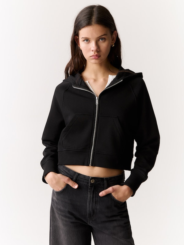 Pullu0026Bear Pull&Bear Sweatjacke In Schwarz