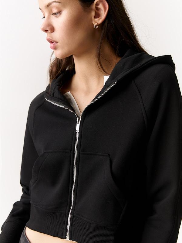 Pullu0026Bear Pull&Bear Sweatjacke In Schwarz