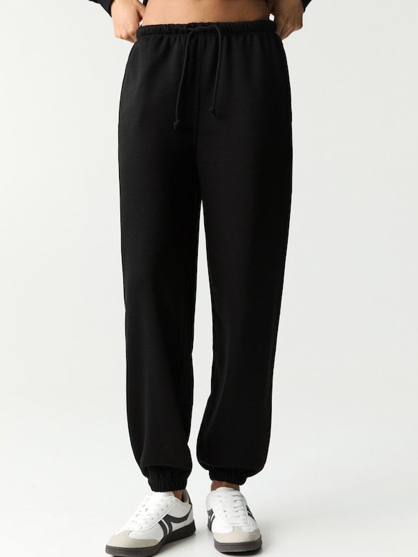 Pullu0026Bear Pull&Bear Tapered Hose In Schwarz