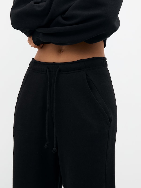 Pullu0026Bear Pull&Bear Wide Leg Hose In Schwarz
