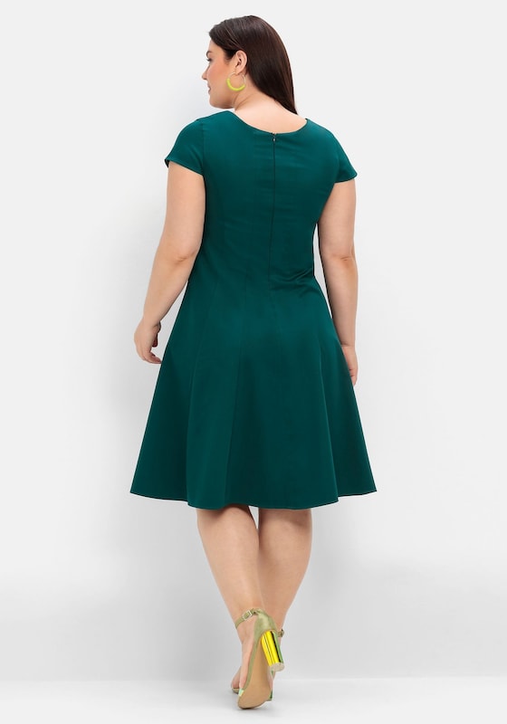 SHEEGO SHEEGO Kleid In Dunkelgrün