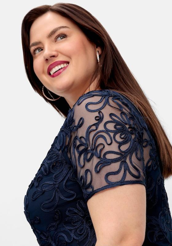 SHEEGO SHEEGO Kleid In Marine