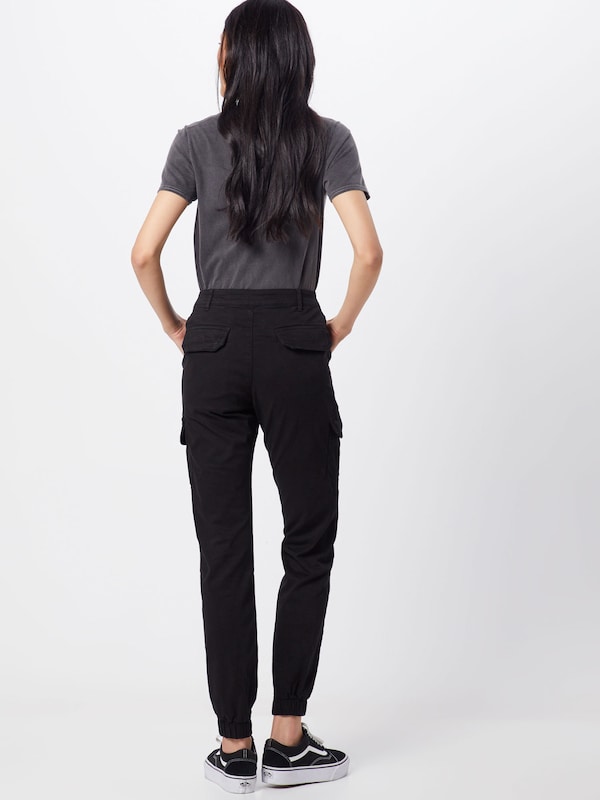 Urban Classics Urban Classics Tapered Cargohose In Schwarz