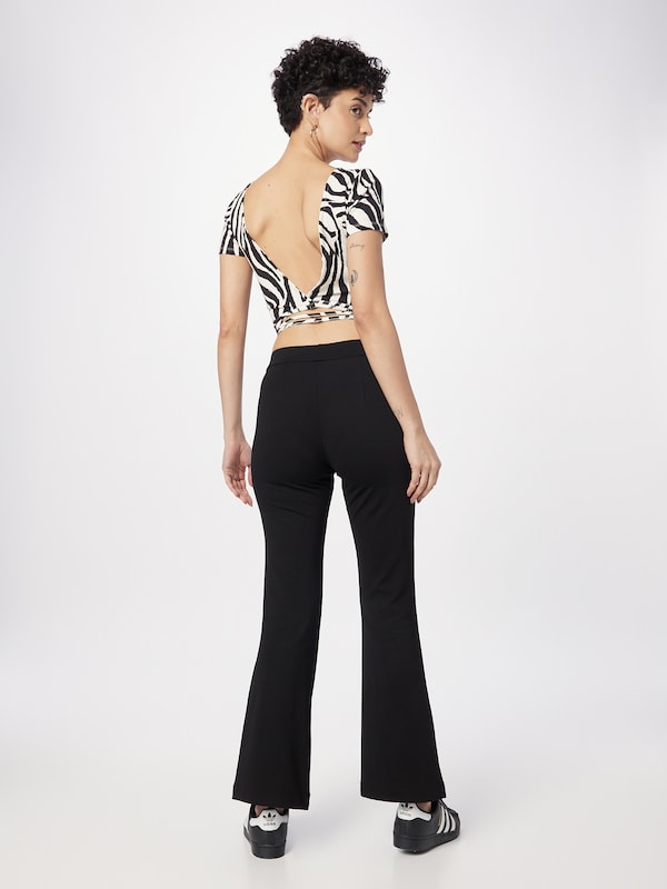 VERO MODA VERO MODA Flared Hose 'VMKamma' In Schwarz