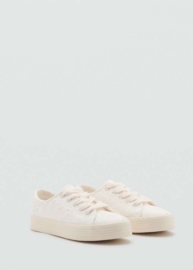 Mango Bestickte Sneakers