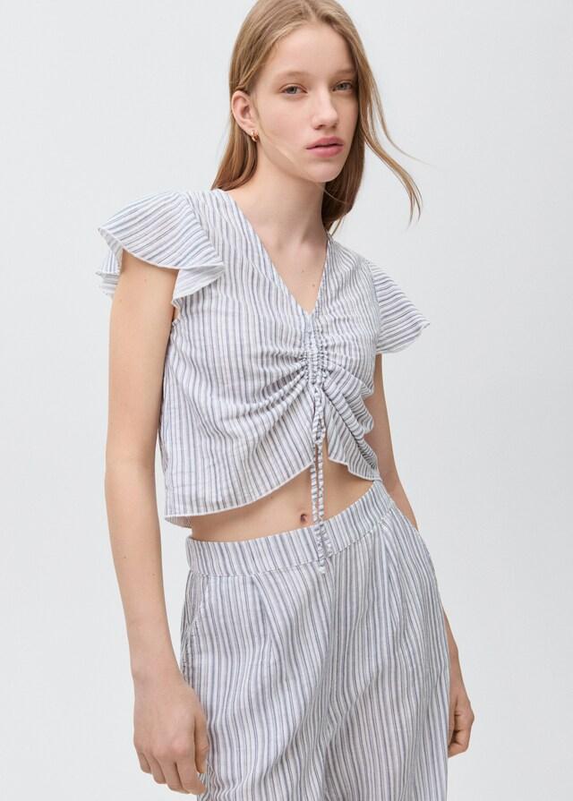 Mango Bluse mit gerafftem Detail