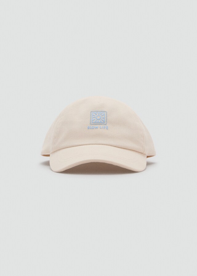 Mango Cap mit Stick-Detail