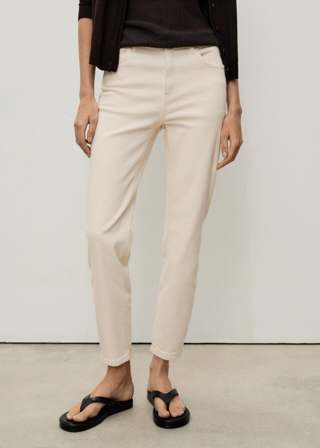 Mango Comfort-Jeans mit hohem Bund Newmom