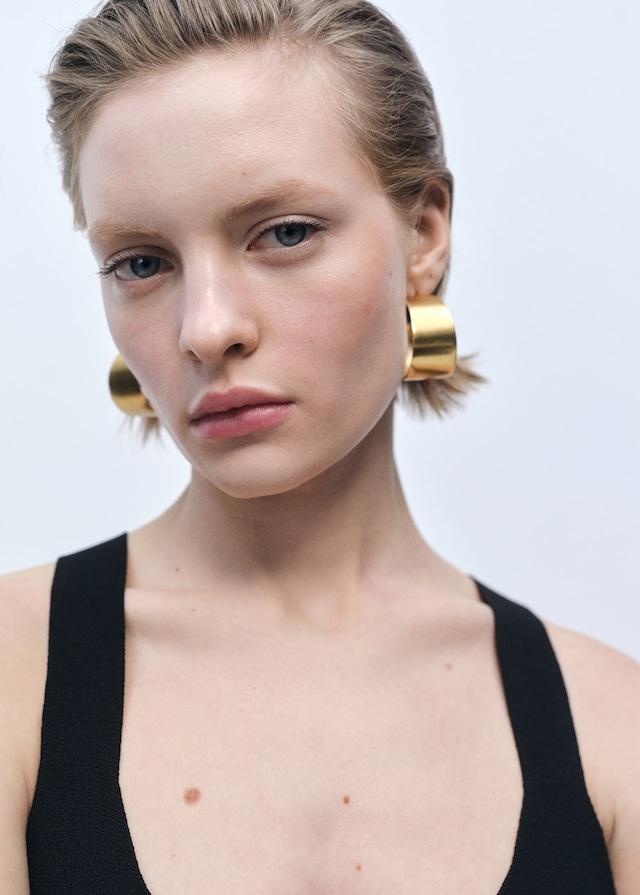 Mango Feinstrick-Peplum-Top