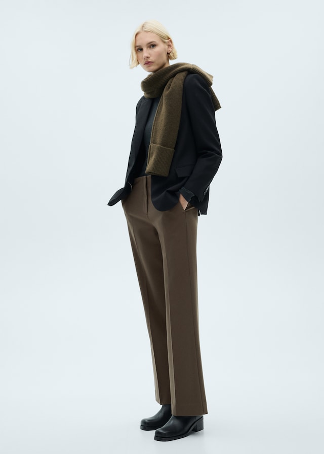 Mango Flared Hose Mit Mittelhohem Bund