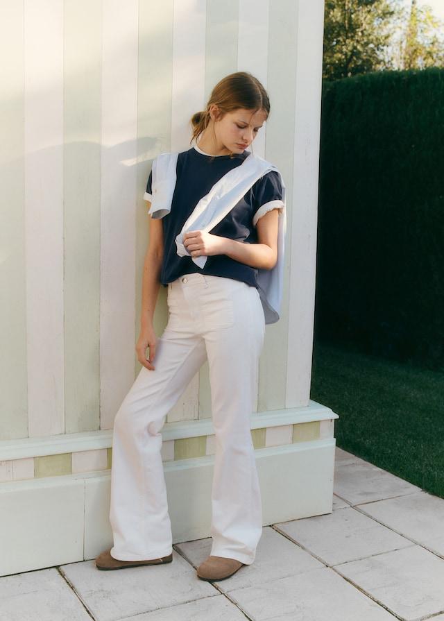 Mango Flared Jeans Mit Taschen