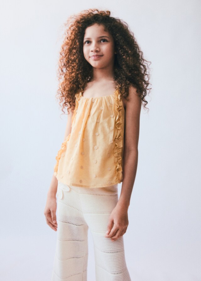 Mango Geraffte Bluse mit Stickerei